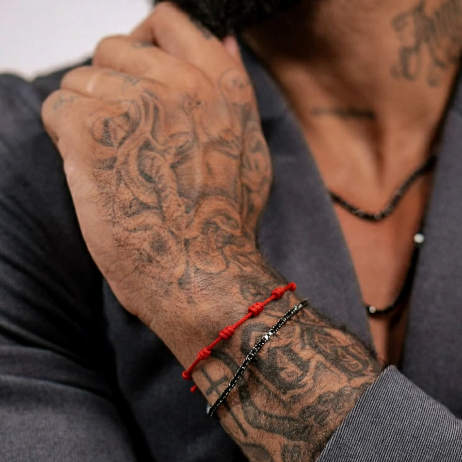 7 Knots Bracelet - Red