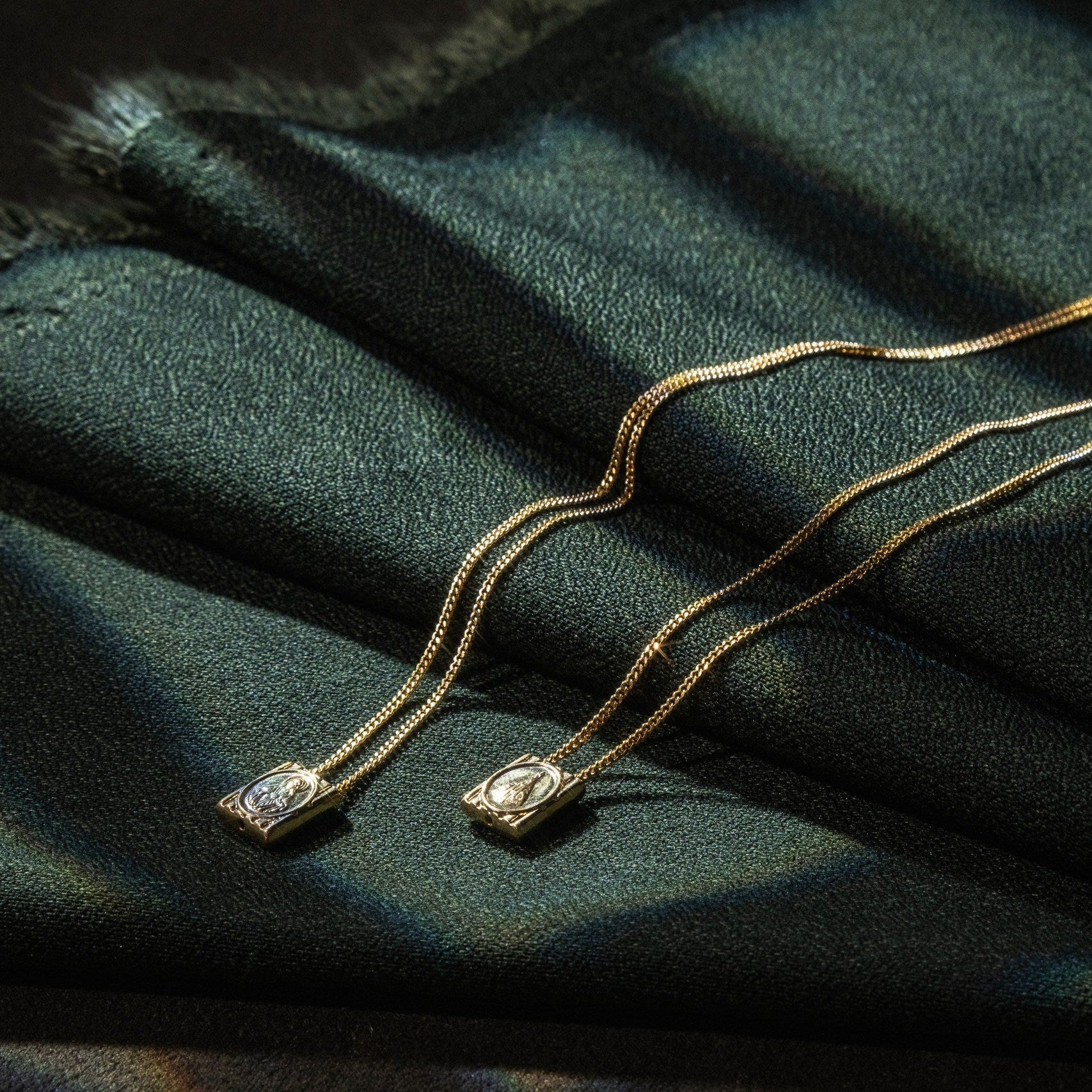 Saint Scapular Necklace - Yellow Gold