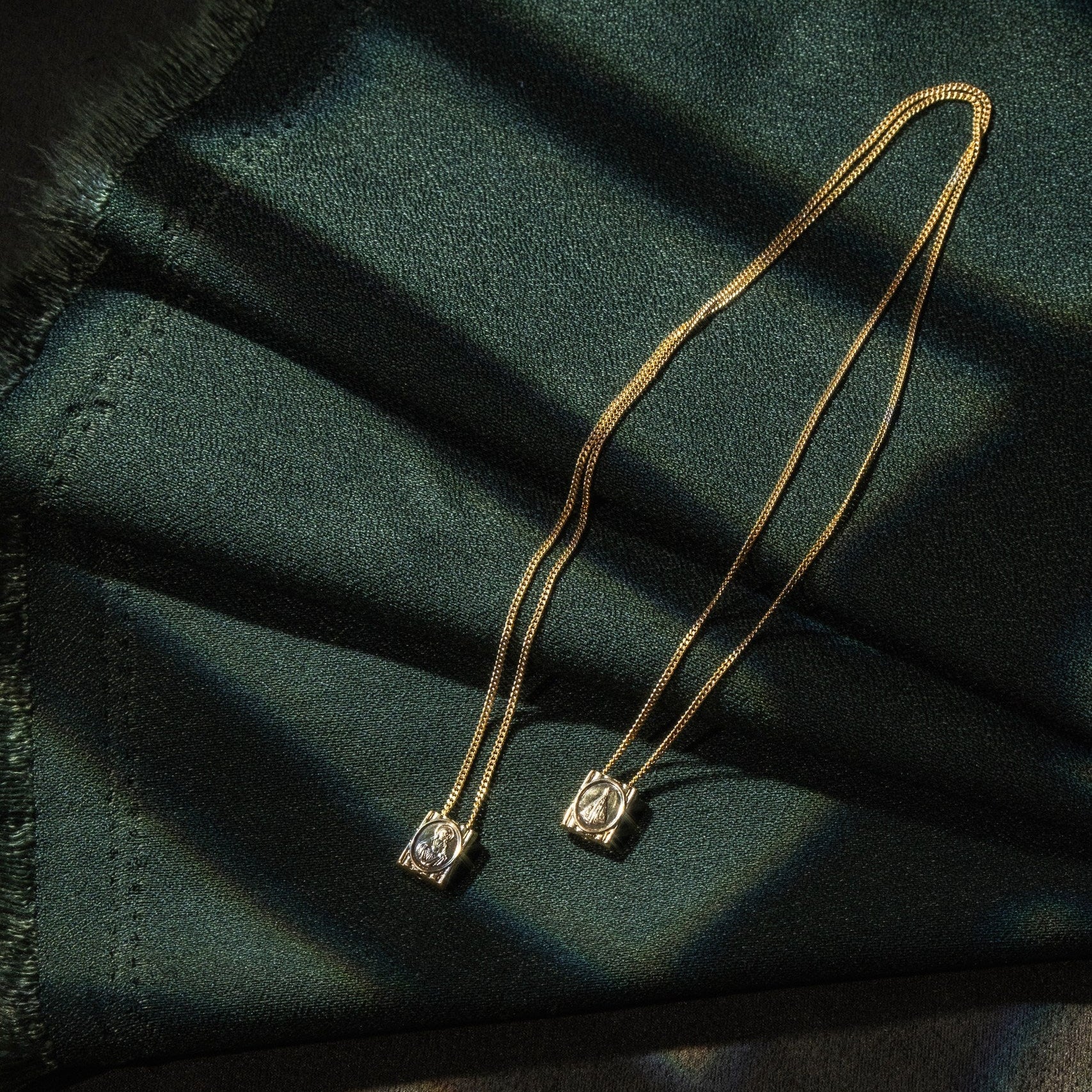 Saint Scapular Necklace - Yellow Gold